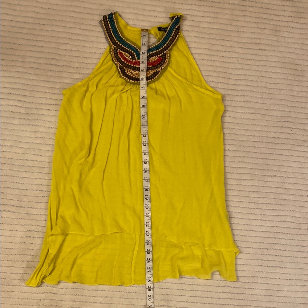 MAX EDICIÓN. Yellow Beaded Halter Top - Picture 5 of 7